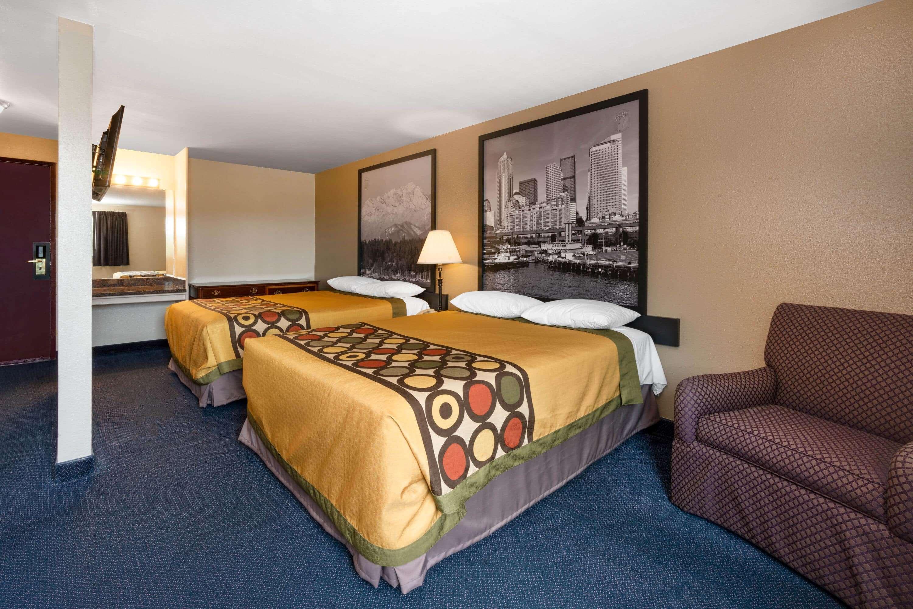 ซูเปอร์ 8 บาย วินด์แฮม ซีแทคแอร์พอร์ต Hotel ภายนอก รูปภาพ