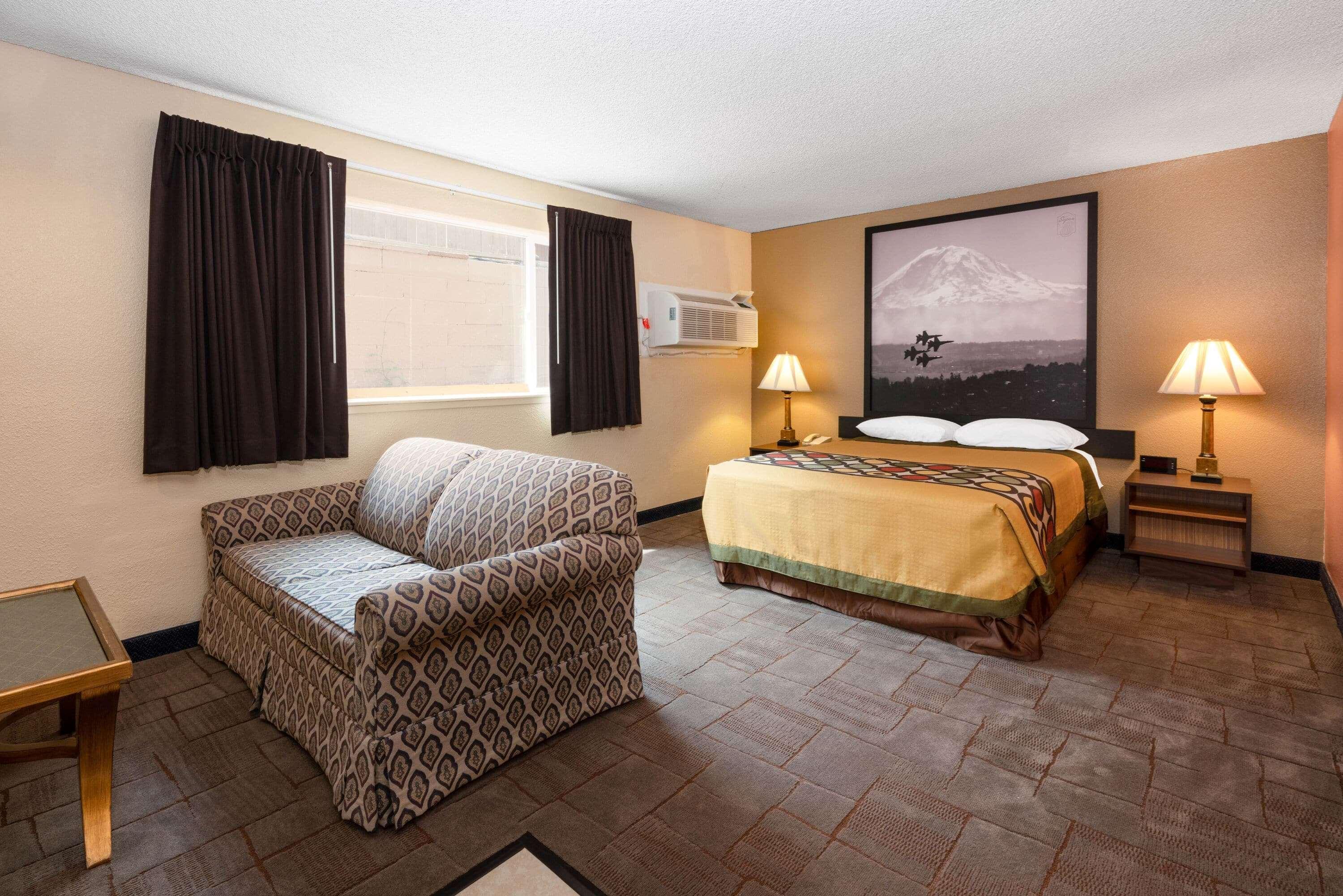 ซูเปอร์ 8 บาย วินด์แฮม ซีแทคแอร์พอร์ต Hotel ภายนอก รูปภาพ