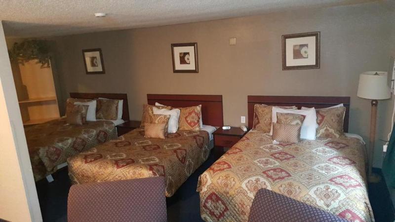 ซูเปอร์ 8 บาย วินด์แฮม ซีแทคแอร์พอร์ต Hotel ภายนอก รูปภาพ